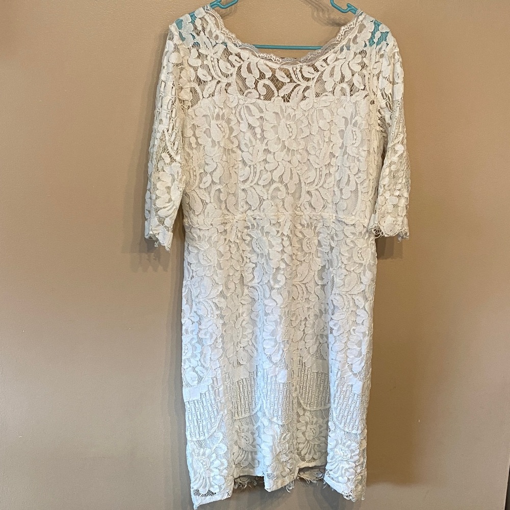 Amazon Elegant White Lace Long Sleeve Dress